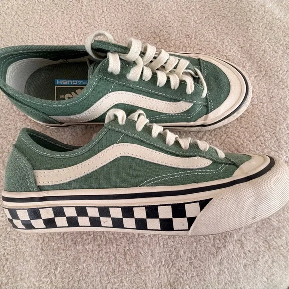 Vans Ultracush sneakers - women’s size 6.5 - Picture 2 of 6